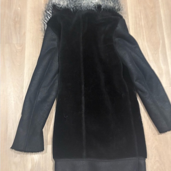 Zara Black Teddy Jacket with Plush Gray Collar - Picture 8 of 8